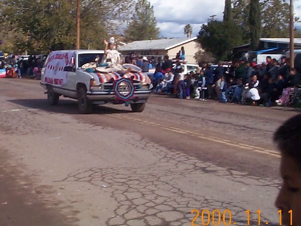 princess with baskets